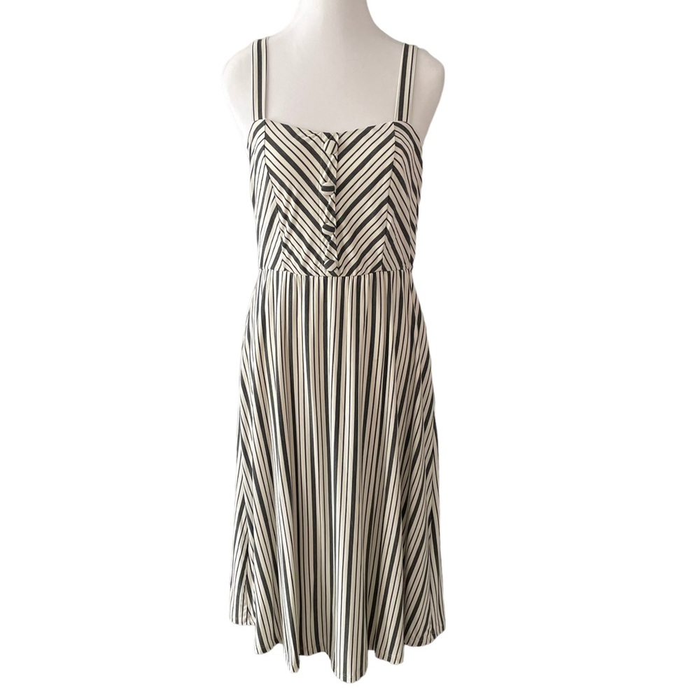 Kaileigh Harper Maternity Button Front Knit Dress Size Medium Off White Stripe
